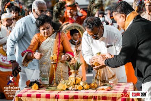 Studio 360 La-Chapel pongal Sony-138