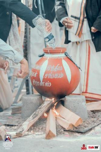 Studio 360 La-Chapel pongal Sony-162