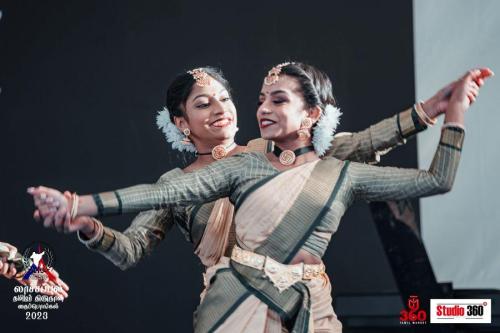 Studio 360 La-Chapel pongal Sony-362
