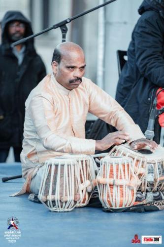Studio 360 La-Chapel pongal Sony-484