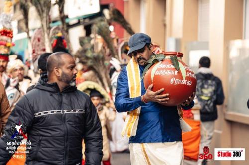 Studio 360 La-Chapel pongal Sony-96